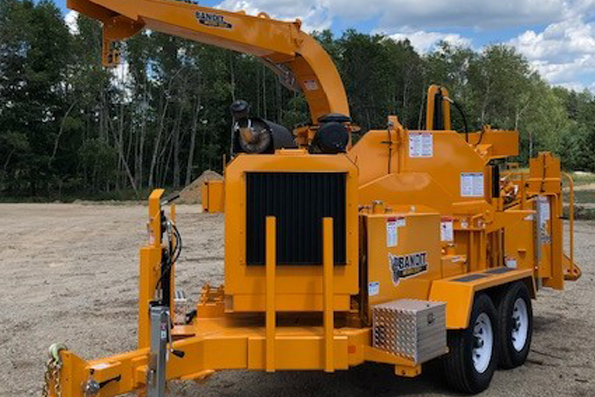 Bandit Hand-Fed Wood Chipper 280XP Iron Source in Delaware